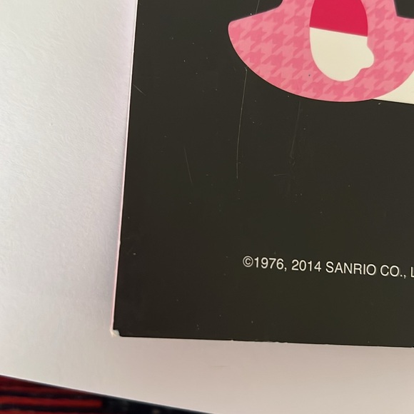 Mini Hello Kitty Notebook - Picture 5 of 7